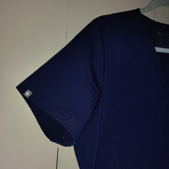 Figs Women's Top in Navy Blue - Picture 3 of 9